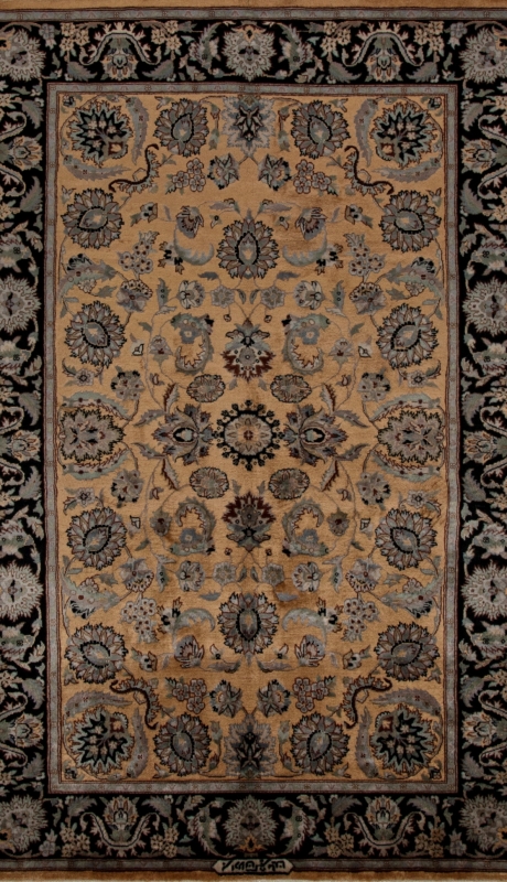 Kashmirian Silk-Base